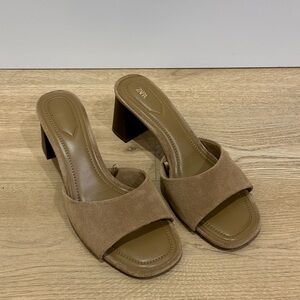 Zara Women's Brown Suede Mules